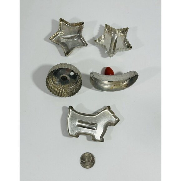 Cookie Cutters Vintage Metal Aluminum Biscuit Cutter Two Stars Moon Scotty Dog - Picture 7 of 8